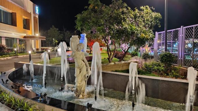 Hotel Haritha Minerva Siddipet Esterno foto