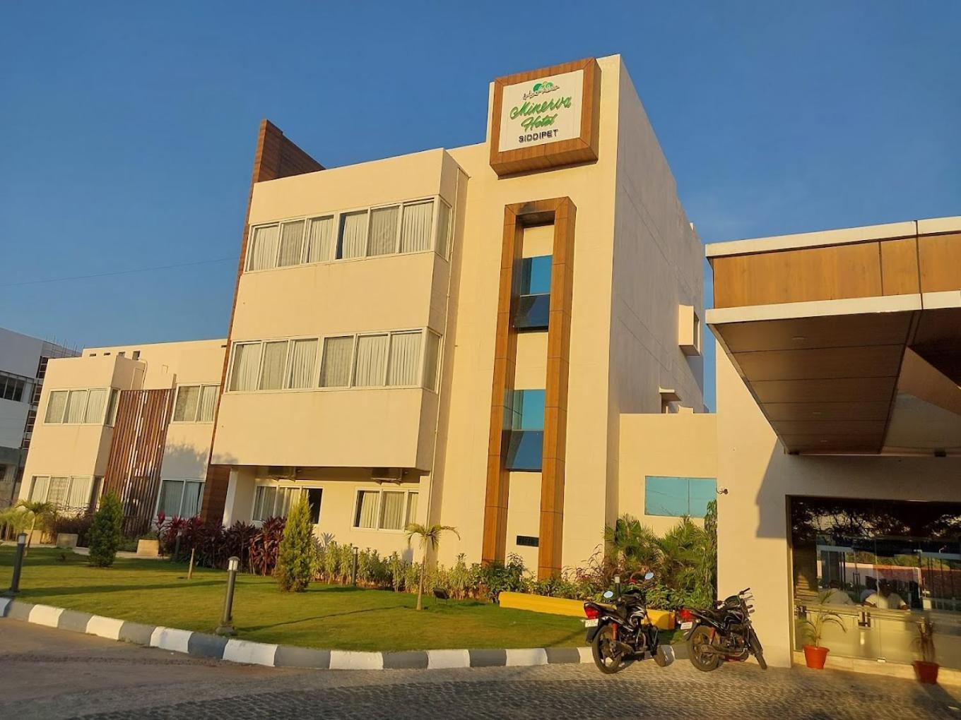 Hotel Haritha Minerva Siddipet Esterno foto